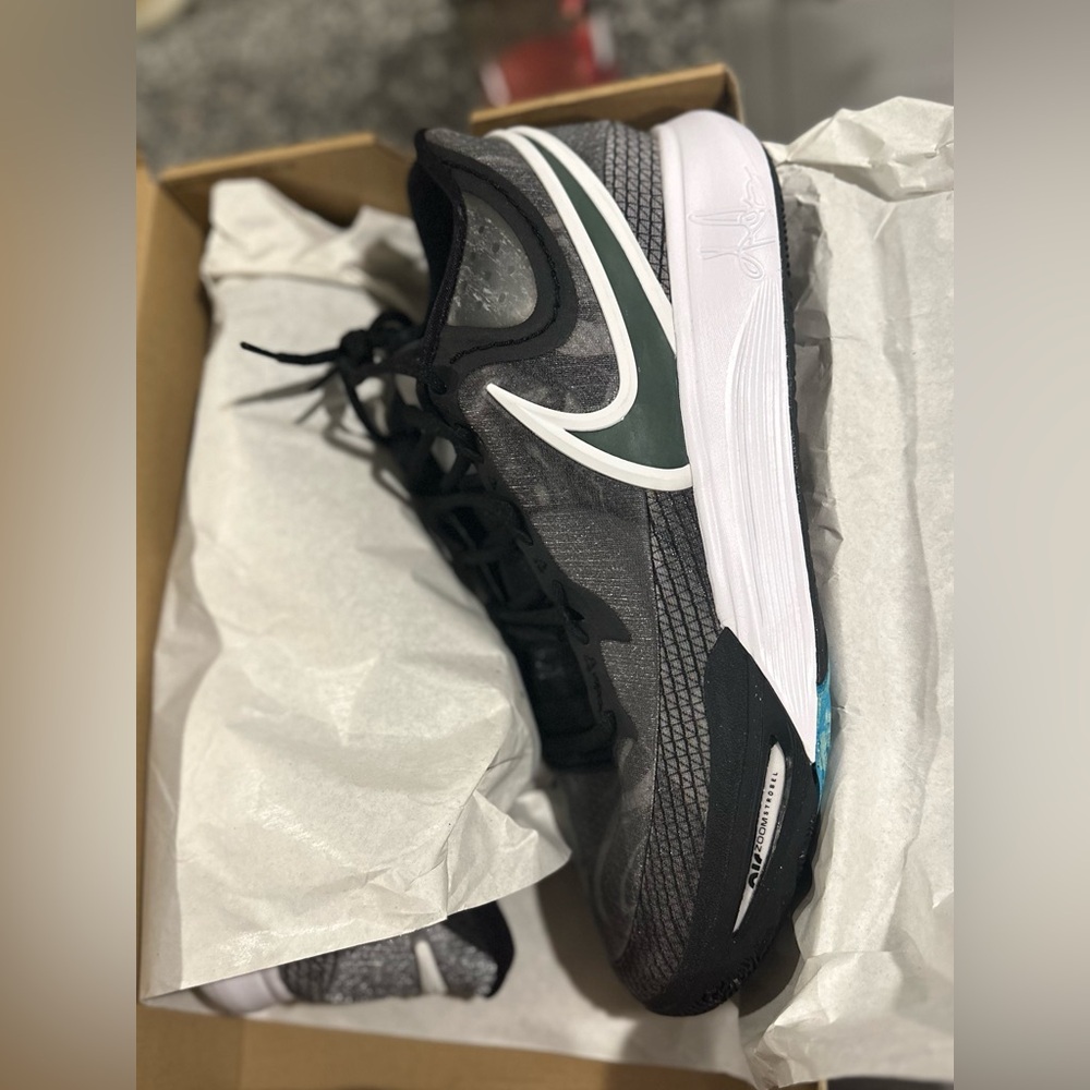 Brand new black and white Kyrie low 5 size 13.